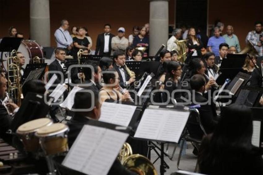 ORQUESTA . CECAMBA