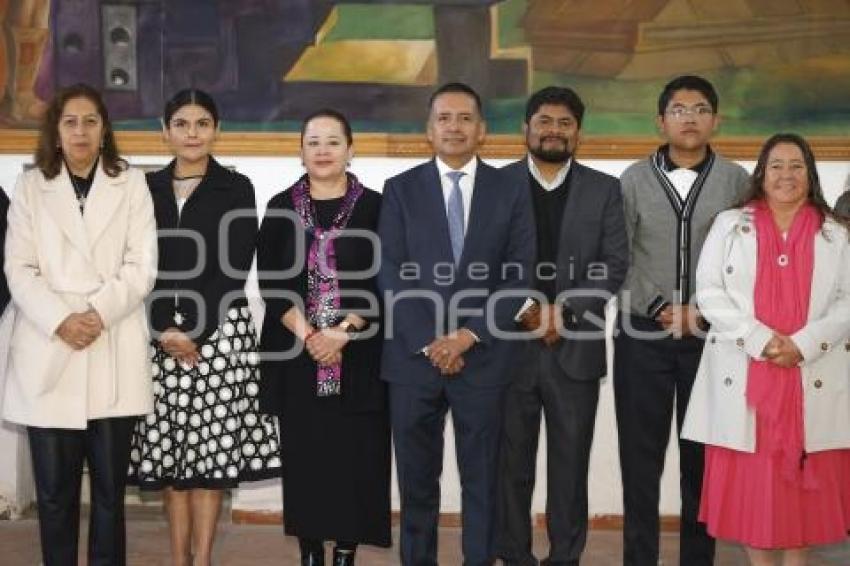 SAN ANDRÉS CHOLULA . CEREMONIA CÍVICA