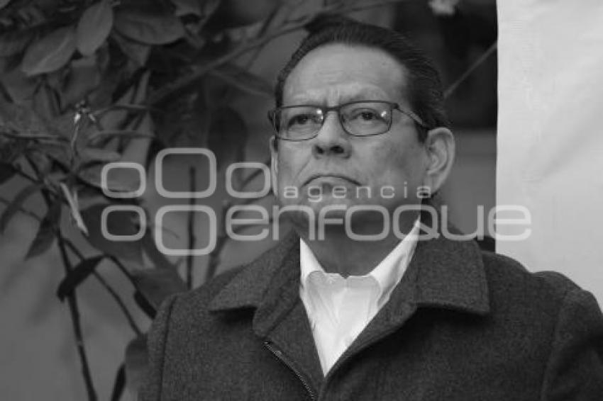 CARLOS NAVARRO
