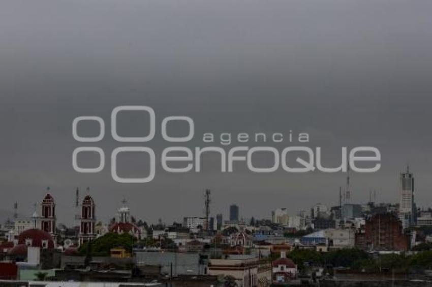 MEDIO AMBIENTE . LLOVIZNA