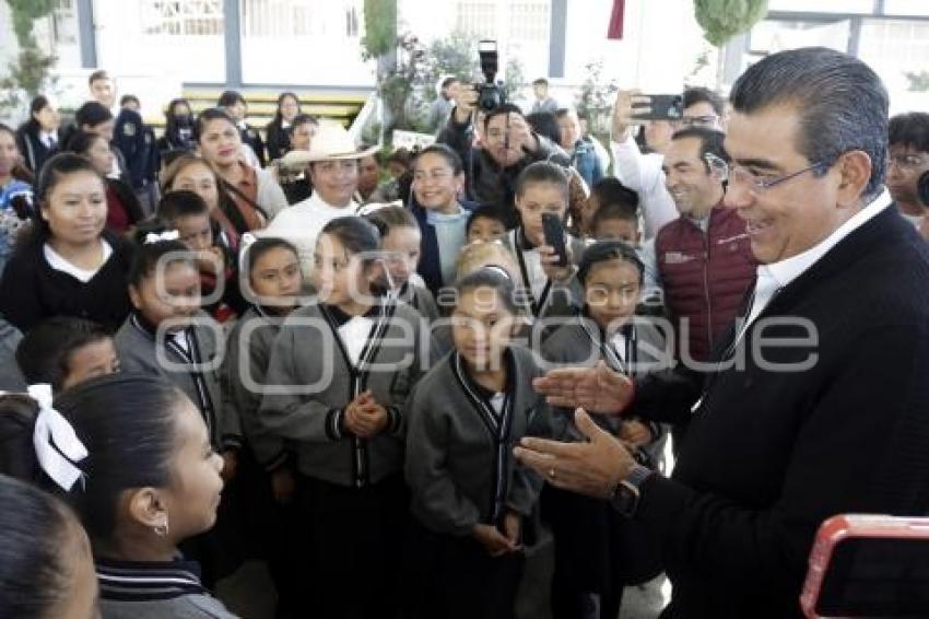 GOBIERNO ESTATAL . REHABILITACIÓN CENTRO ESCOLAR