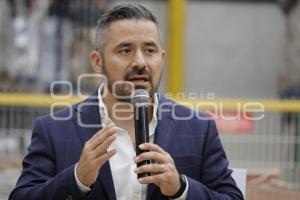 ADÁN DOMÍNGUEZ
