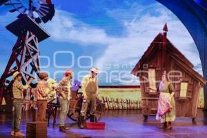 MUSICAL . EL MAGO