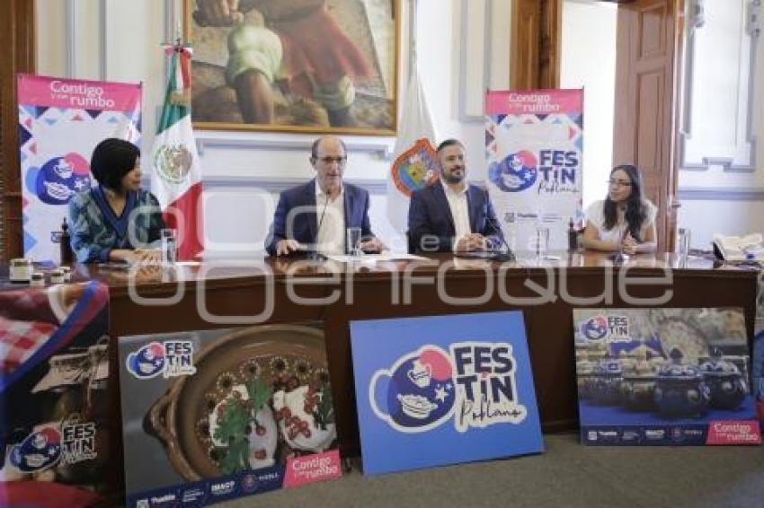 AYUNTAMIENTO . FESTÍN POBLANO