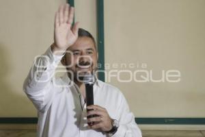 ADÁN DOMÍNGUEZ
