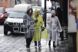 CLIMA . LLUVIA