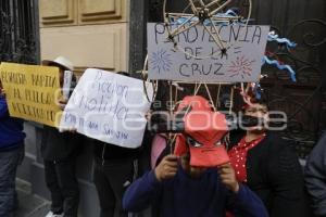 CONGRESO . PROTESTA PIROTECNIA