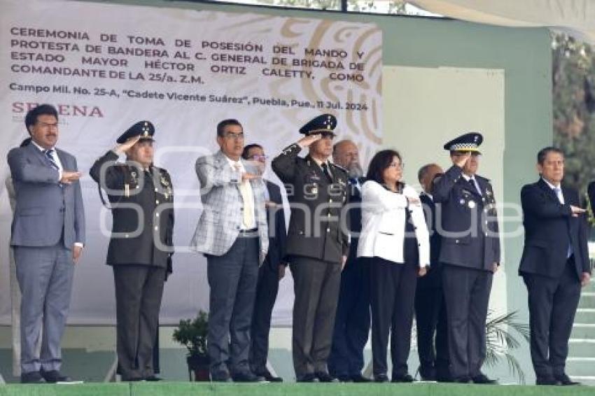 XXV ZONA MILITAR . NUEVO COMANDANTE