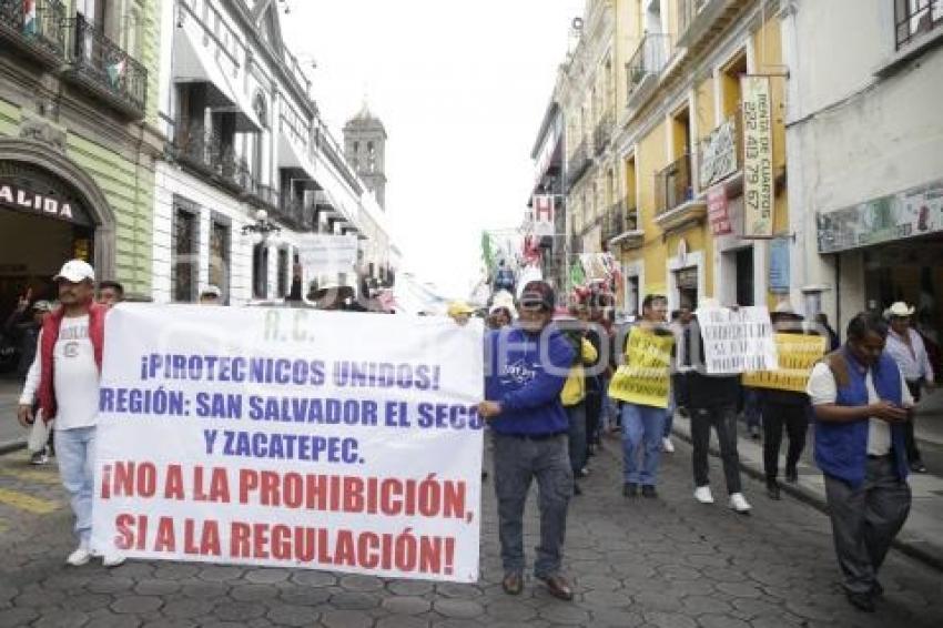 PROTESTA PIROTECNIA