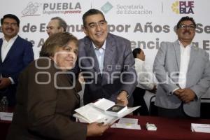 GOBIERNO ESTATAL . ESTÍMULOS A LA EDUCACIÓN