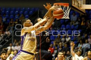 BALONCESTO . LOBOS VS DORADOS