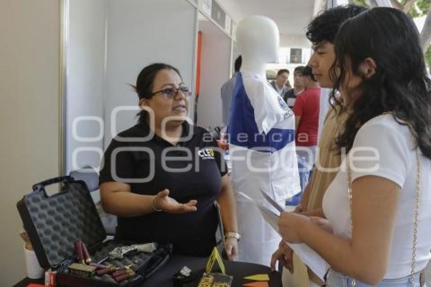 ENCUENTRO PROFESIONAL CON UNIVERSIDADES