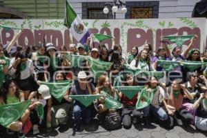 CONGRESO . DESPENALIZACIÓN DEL ABORTO
