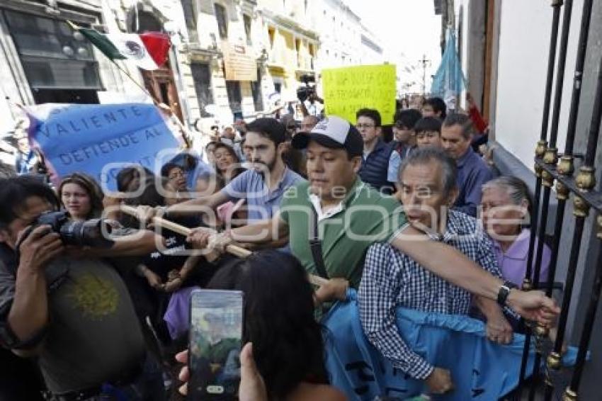 CONGRESO . DESPENALIZACIÓN DEL ABORTO