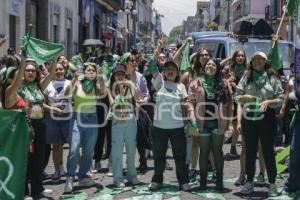 CONGRESO . DESPENALIZACIÓN DEL ABORTO