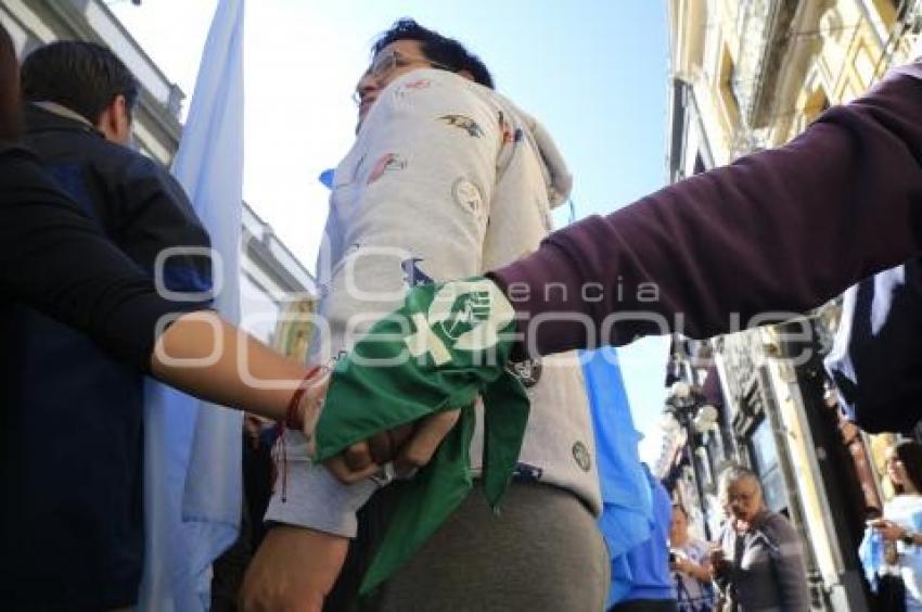 CONGRESO . DESPENALIZACIÓN DEL ABORTO