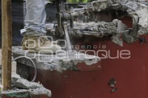 PUENTE PEATONAL . CENHCH