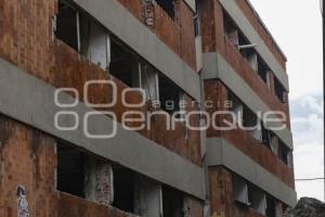 EDIFICIO ABANDONADO . 11 SUR