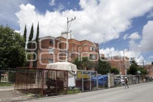 AGUA SANTA . REJAS