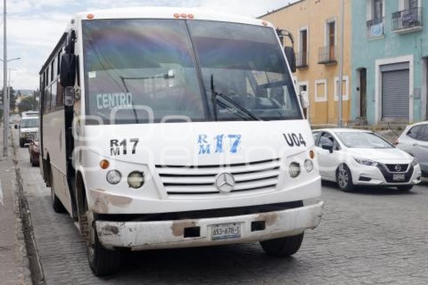 TRANSPORTE PÚBLICO . SEGURO DE VIAJERO