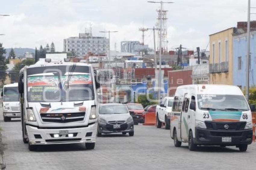 TRANSPORTE PÚBLICO . SEGURO DE VIAJERO