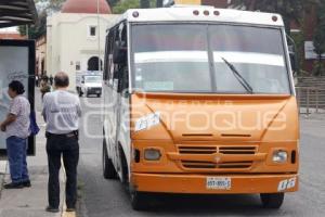 TRANSPORTE PÚBLICO . SEGURO DE VIAJERO
