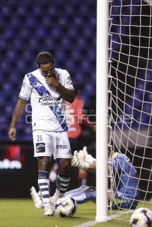 FÚTBOL . CLUB PUEBLA VS ATLAS
