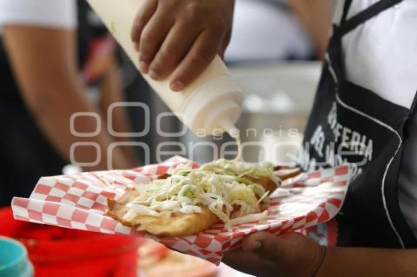 SAN PEDRO CHOLULA . FERIA DEL MOLOTE
