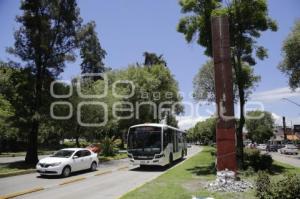 PUENTE PEATONAL . CENHCH