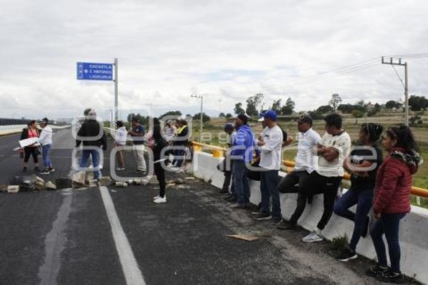 TLAXCALA . BLOQUEO LIBRAMIENTO