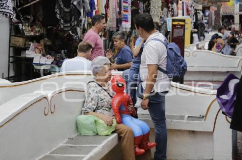 TURISTAS