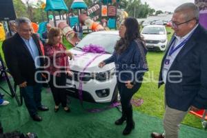 TLAXCALA . ENTREGA AUTOS SINDICATOS