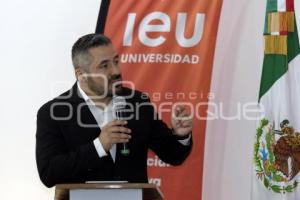 ADÁN DOMÍNGUEZ