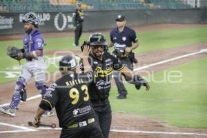 BÉISBOL . PERICOS VS CONSPIRADORES