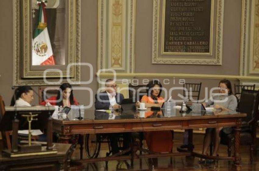 CONGRESO . SESIÓN EXTRAORDINARIA