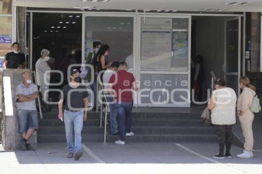 IMSS . USO DE CUBREBOCAS