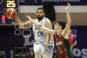 BALONCESTO . LOBOS VS PLATEROS