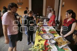 MUESTRA GASTRONÓMICA . CHILE EN NOGADA