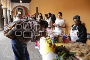 MUESTRA GASTRONÓMICA . CHILE EN NOGADA