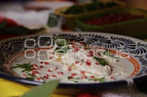 MUESTRA GASTRONÓMICA . CHILE EN NOGADA