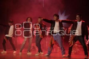 TRIBUTO A BROADWAY