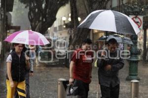 CLIMA . LLUVIA