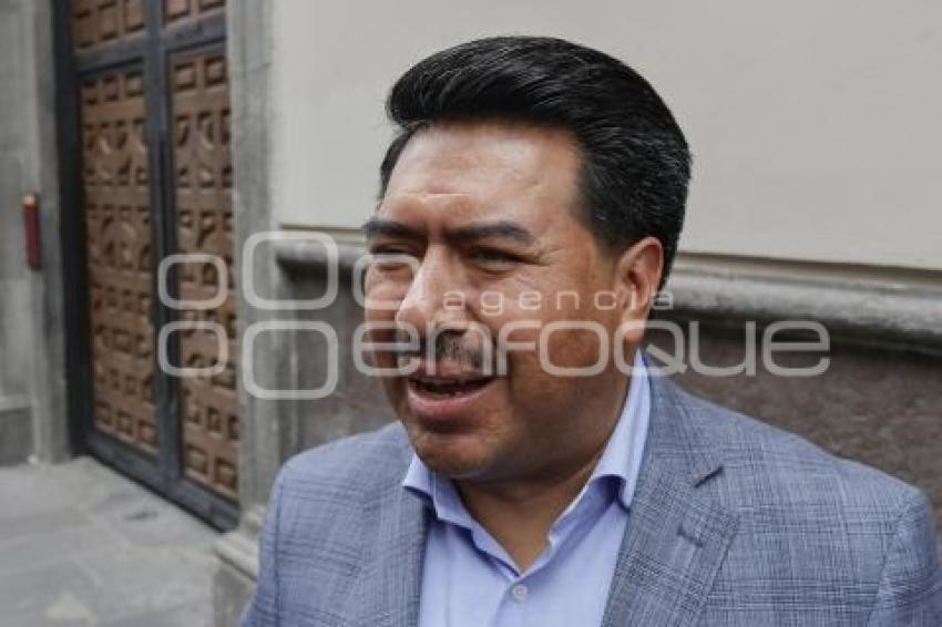JAVIER AQUINO