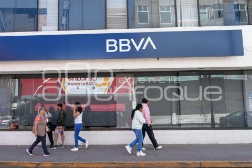 TLAXCALA . CIERRE DE BANCO