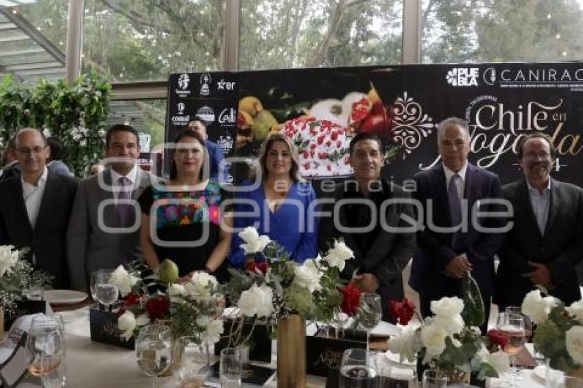 CANIRAC . CHILE EN NOGADA