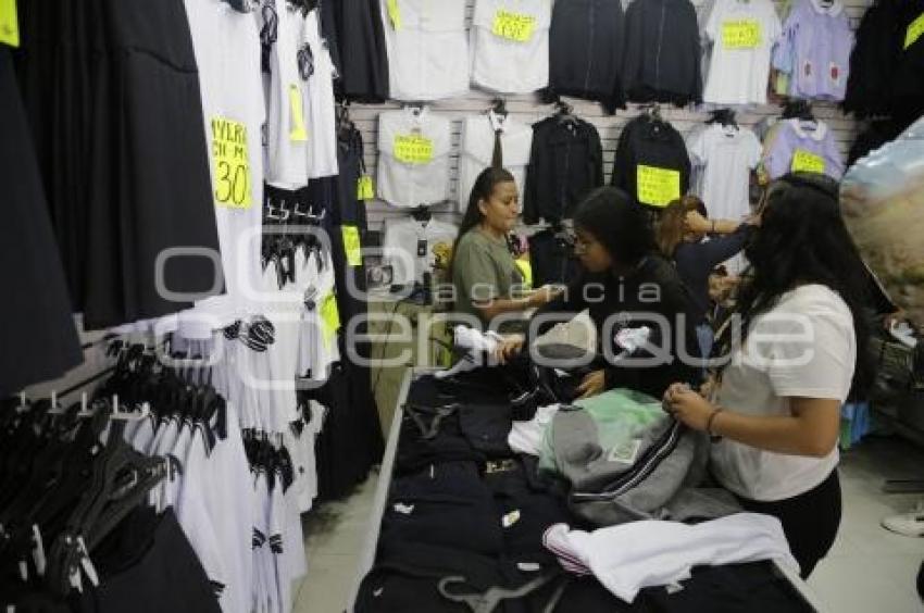 VENTA DE UNIFORMES