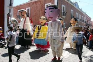 ATLIXCO . DESFILE MOJIGANGAS