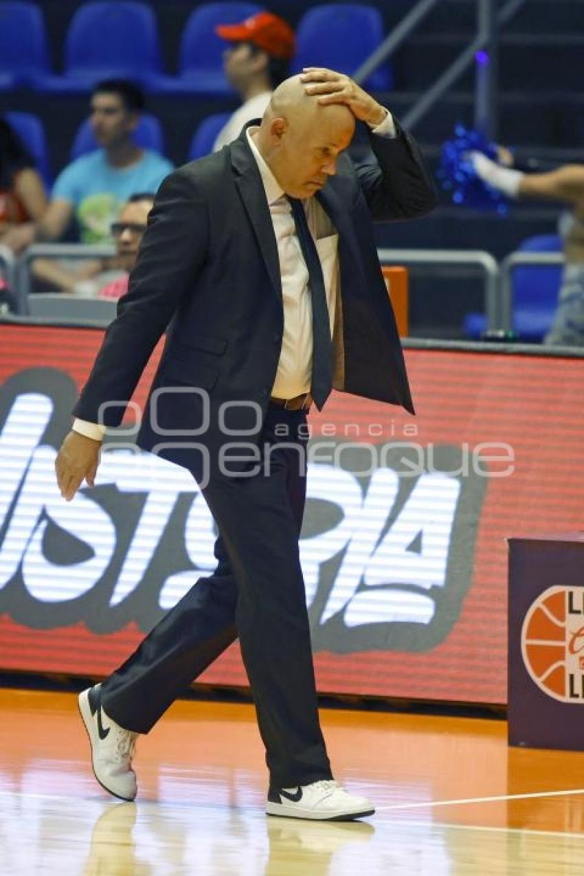 BALONCESTO . LOBOS VS FRESEROS