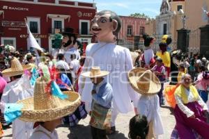 ATLIXCO . DESFILE MOJIGANGAS