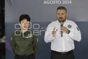 AYUNTAMIENTO . ENTREGA DE UNIFORMES SSC